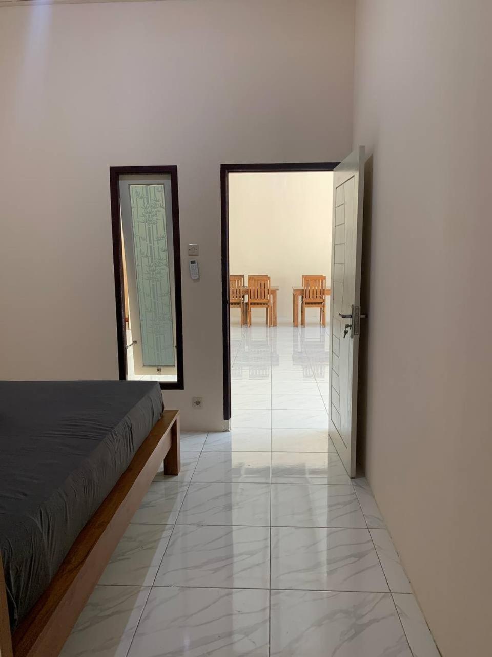 Dikky Guest House Near Bangsal And Sira Pemenang Exterior foto