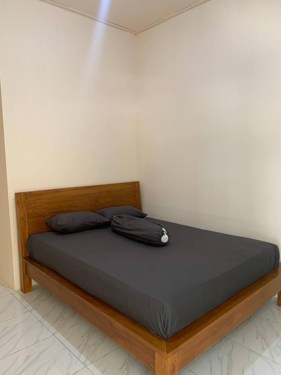 Dikky Guest House Near Bangsal And Sira Pemenang Exterior foto